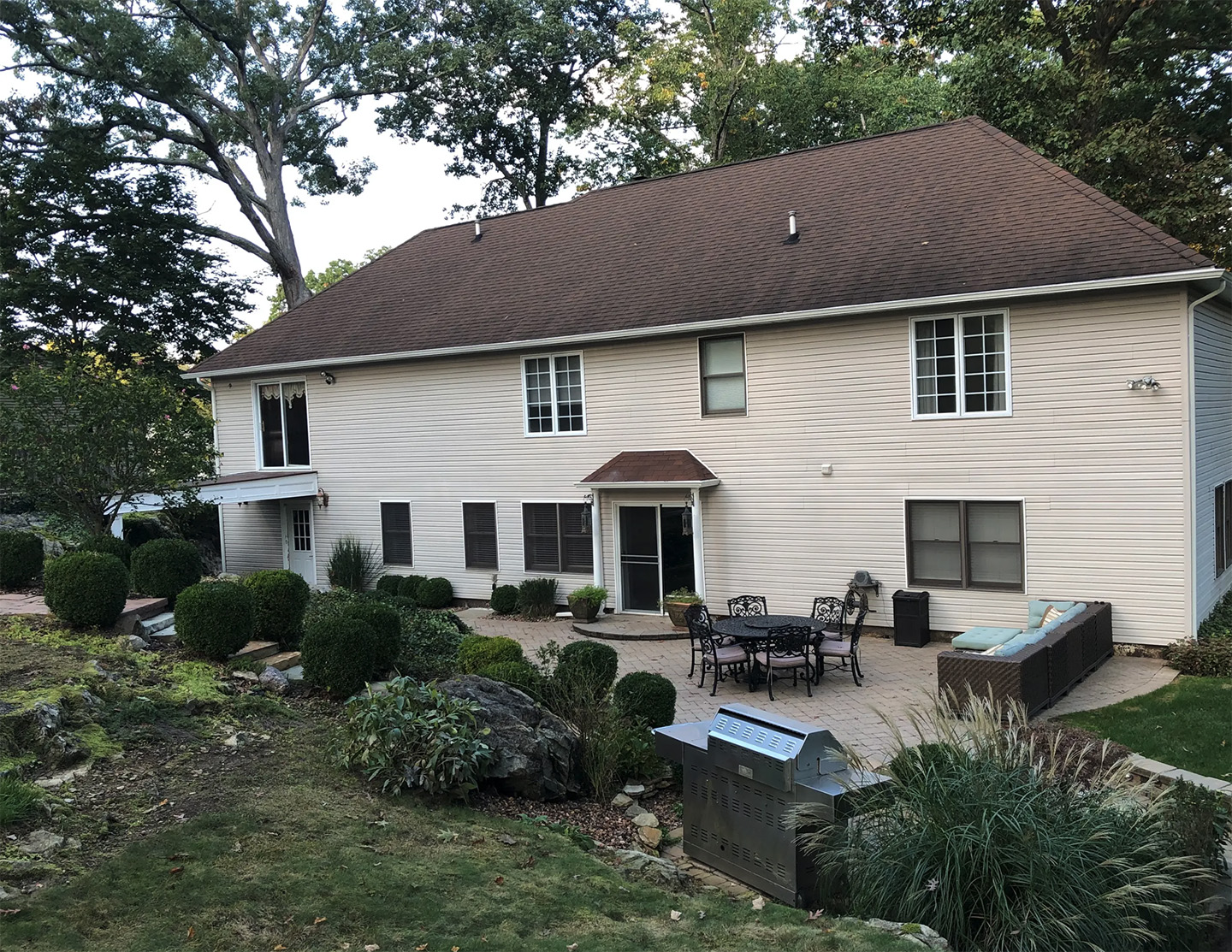 Large windows and outdoor view